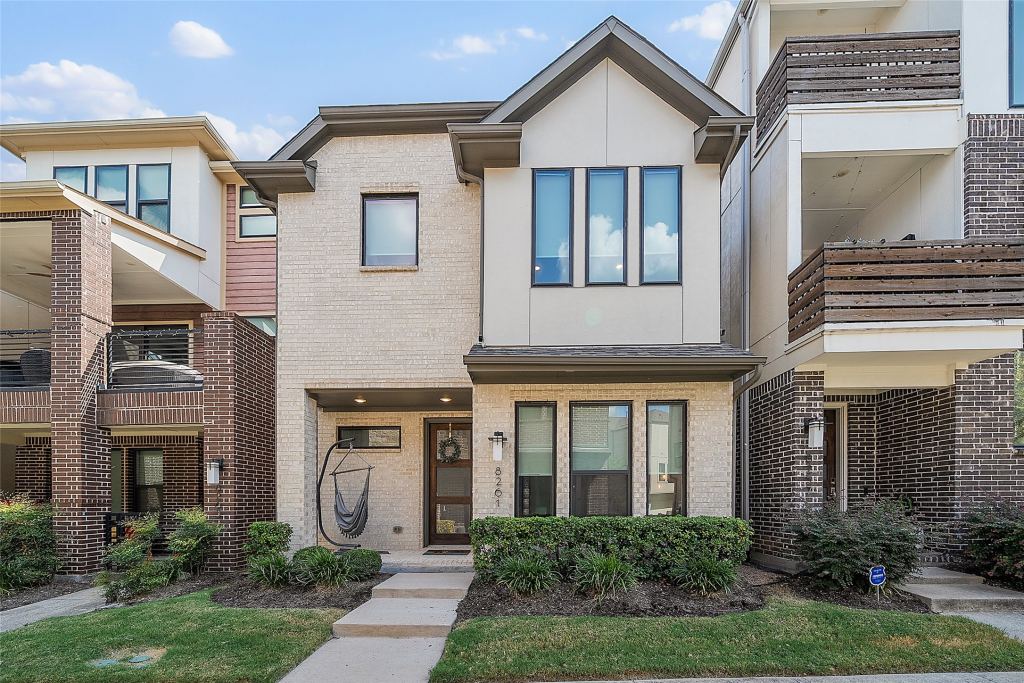 8261 Laflin Lane