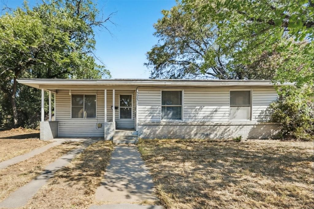 5025 Catalpa Street, Haltom City, TX 76117 — photo 1