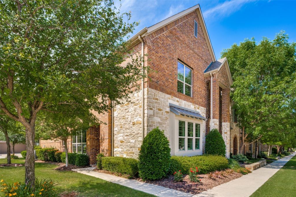 7101 Huckleberry Drive, McKinney, TX 75070 — photo 1