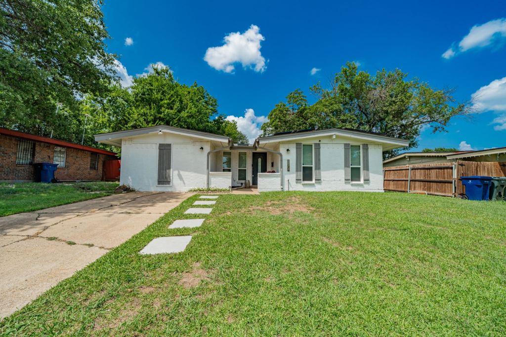 905 Piedmont Drive, Garland, TX 75040 — photo 1