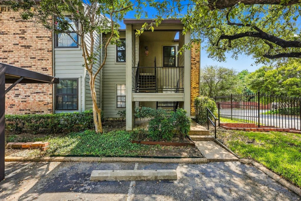 5335 Bent Tree Forest Drive 216