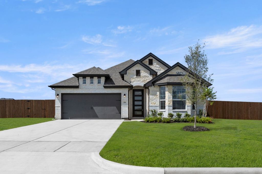 116 Prairie Wolf Court, Godley, TX 76044 — photo 1