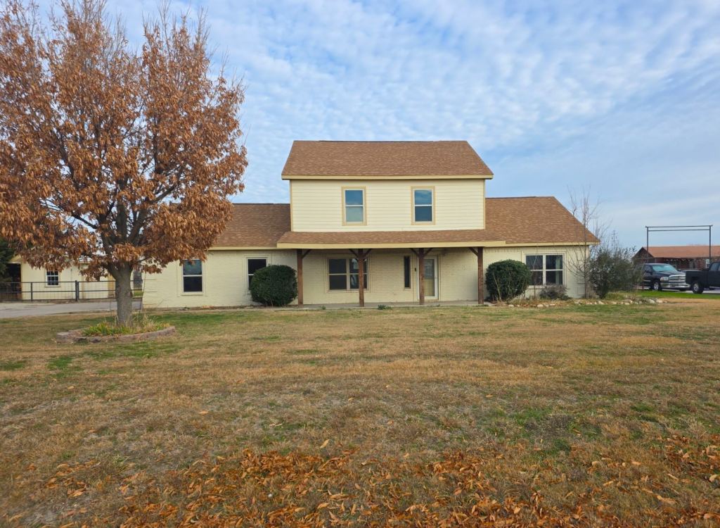 10456 Gentry Drive, Justin, TX 76247 — photo 1