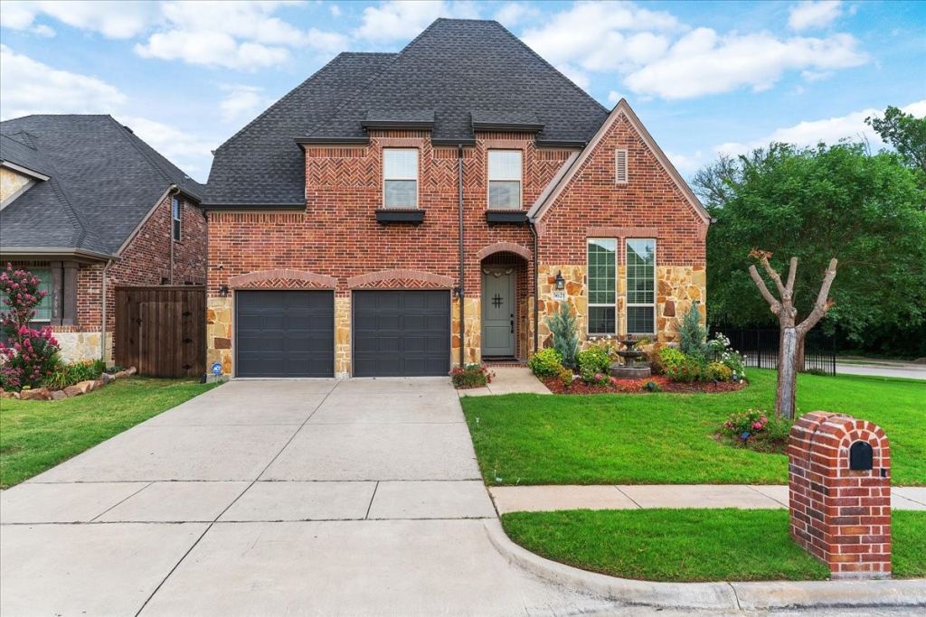 5621 Fringetree Drive