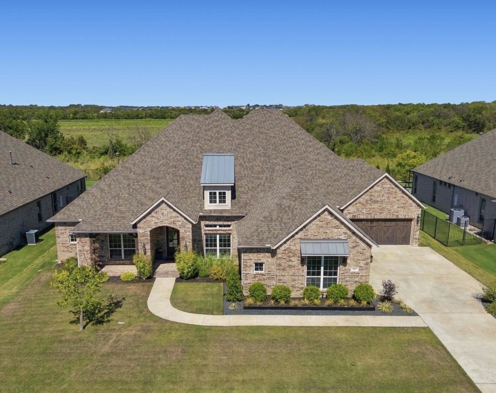 506 Summer Oaks Drive