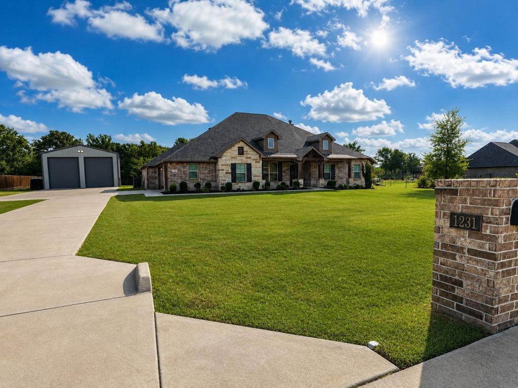 1231 Christie Lane, Terrell, TX 75161 — photo 1