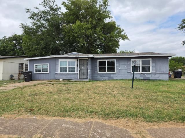 5605 Ramey Avenue, Fort Worth, TX 76112 — photo 1