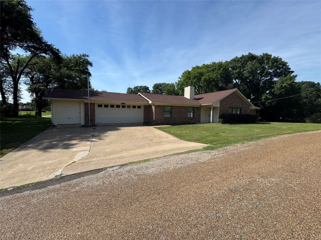10725 Legg Drive, Kemp, TX 75143 — photo 1