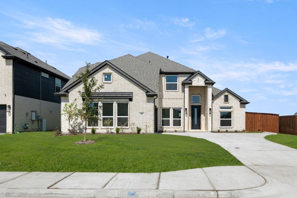 311 Boulder Avenue, Midlothian, TX 76065 — photo 1