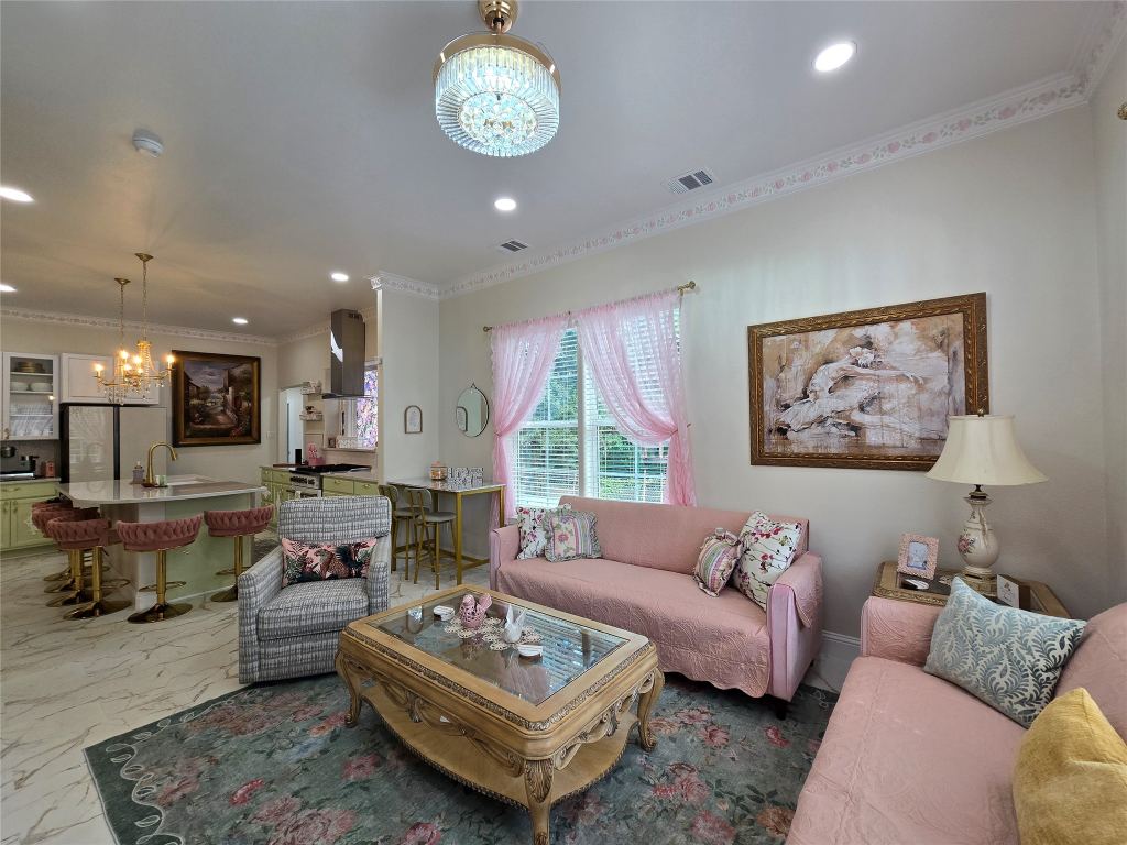 401 E Chestnut Street, Denison, TX 75021 — photo 1