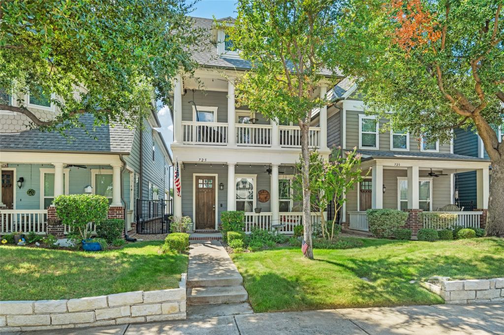 725 Hammond Street, Coppell, TX 75019 — photo 1
