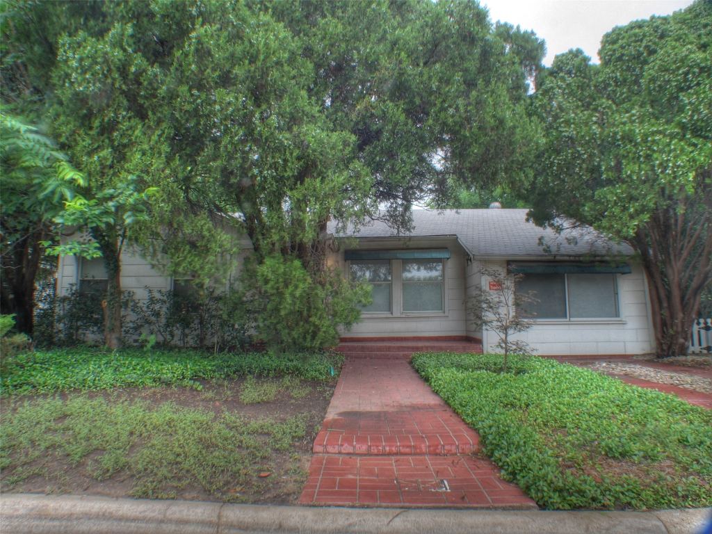 409 Jagoe Street, Denton, TX 76201 — photo 1