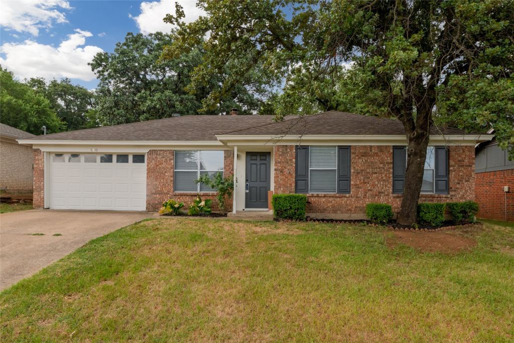 6410 Springfield Drive, Arlington, TX 76016 — photo 1
