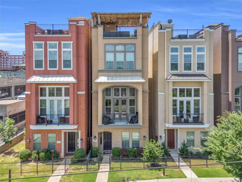 1376 Arch Place, Dallas, TX 75215 — photo 1