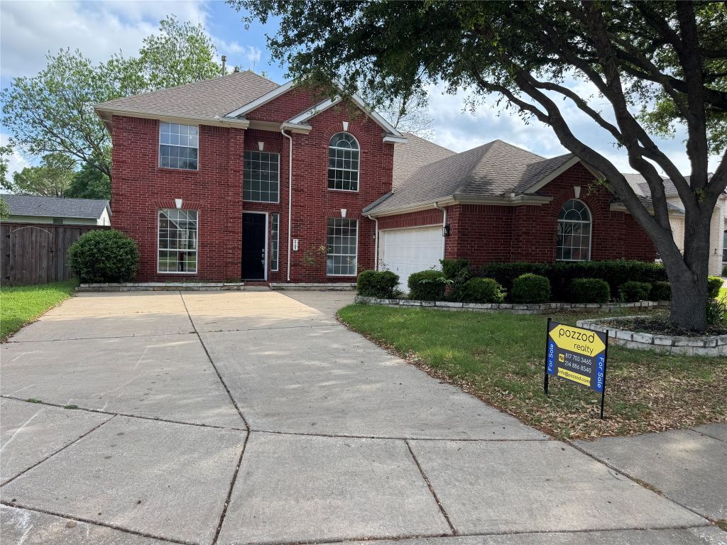 2105 Woodview Drive, Flower Mound, TX 75028 — photo 1