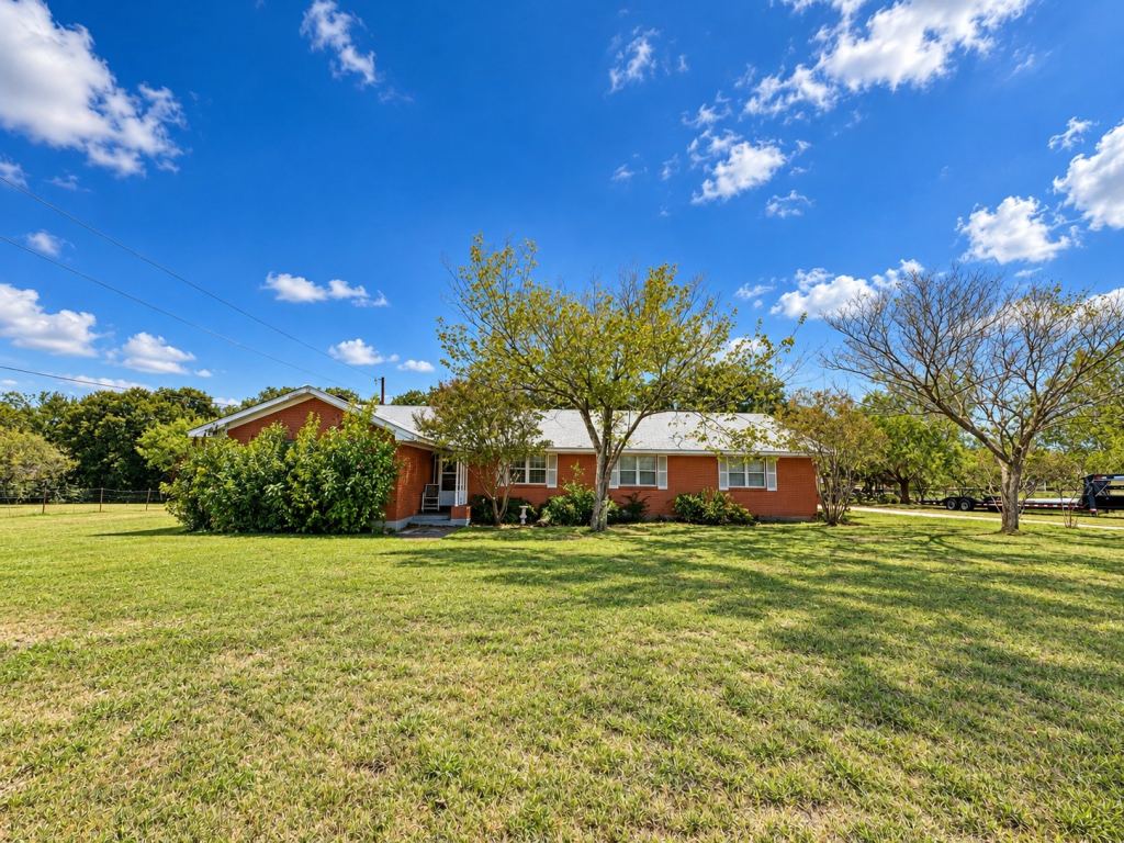 1105 Oak Drive, Flower Mound, TX 75028 — photo 1