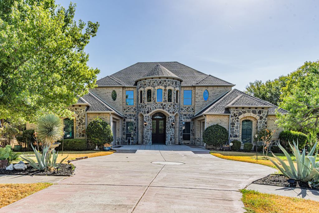1552 Cypress Bend Drive, Cedar Hill, TX 75104 — photo 1