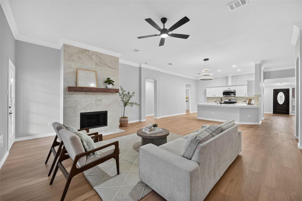 2440 Ranchview Drive