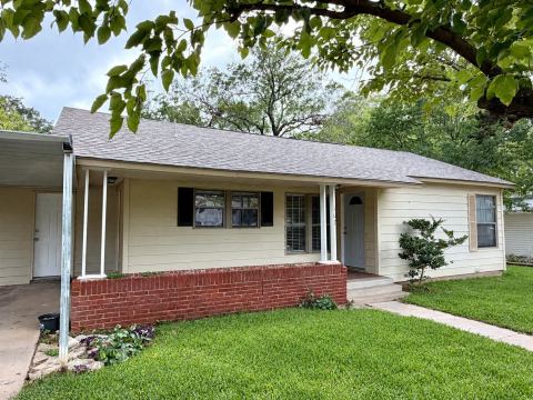 107 Greenview Drive, Stephenville, TX 76401 — photo 2