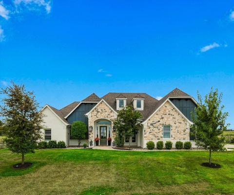 468 Red Bird Drive, Springtown, TX 76082 — photo 2