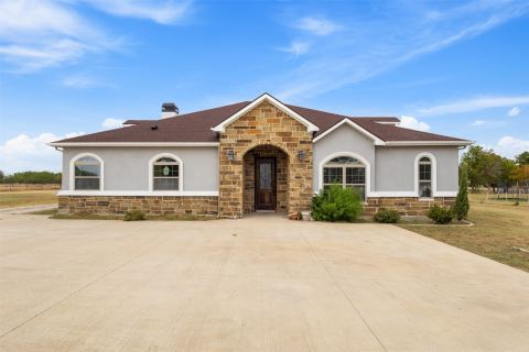 7719 County Road 272, Terrell