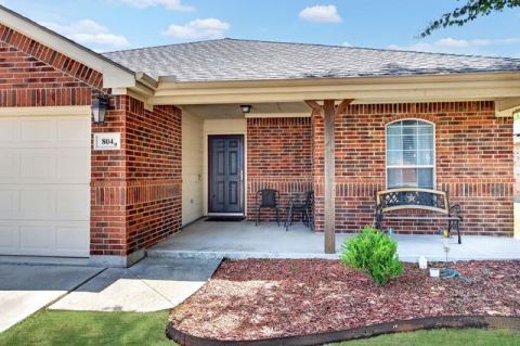 804 Bur Oak Drive, Burleson, TX 76028 — photo 2