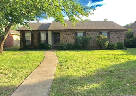 1828 Angelina Drive, Garland