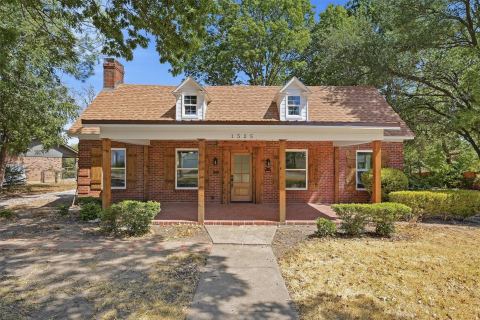 1525 N Shannon Street, Sherman, TX 75092 — photo 2