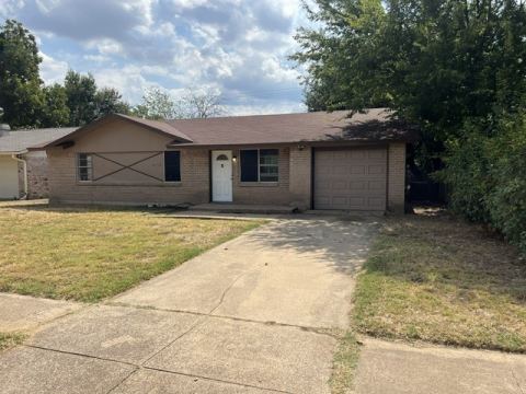 2312 Meadow Crest, Irving, TX 75060 — photo 3