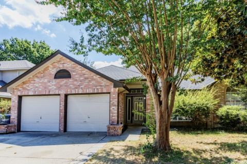 1215 Hyde Park Drive, McKinney