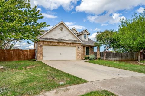 1236 Rosewood Court, Crowley, TX 76036 — photo 3