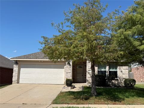 1901 Foxfield, Fort Worth, TX 76247 — photo 2