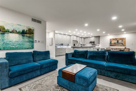 6211 W Northwest Highway 601, Dallas, TX 75225 — photo 2