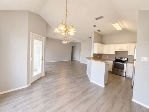 1817 Canterbury Circle, Fort Worth, TX 76112 — photo 2