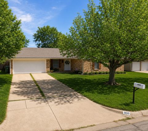 900 Prestwick Street, Bedford, TX 76022 — photo 3