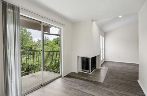 6050 Melody Lane, Dallas, TX 75231 — photo 2