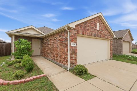 2804 Highgarden Trail, Crandall