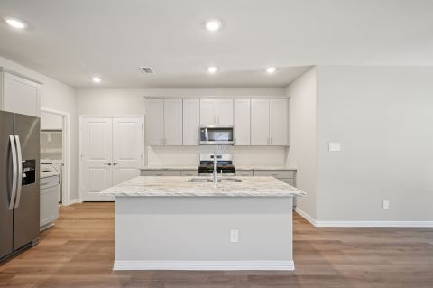 1605 Arches Road, Anna