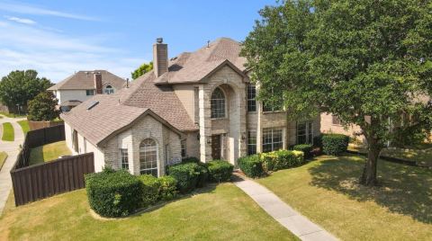 1056 E Seminole Trail, Carrollton, TX 75007 — photo 2