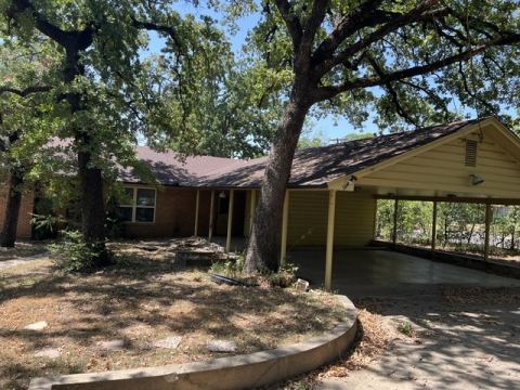 1203 Clover Lane, Denton, TX 76209 — photo 2