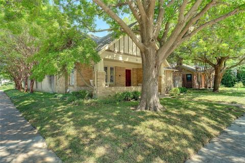 3201 Cockrell Avenue, Fort Worth, TX 76109 — photo 2