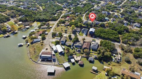 2707 Austin Drive, Granbury, TX 76048 — photo 2