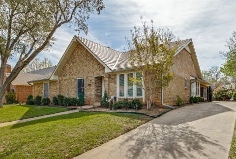 504 Chaffee Drive, Arlington, TX 76006 — photo 2