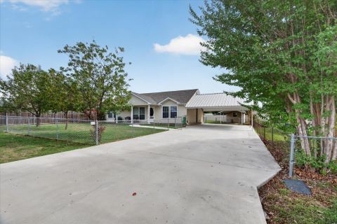 324 Pearson Lane, Azle, TX 76020 — photo 2