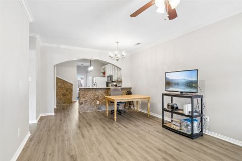 575 S Virginia Hills Drive 503, McKinney, TX 75072 — photo 2