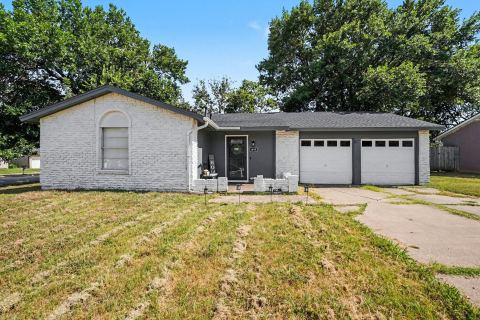 1608 Natches Drive, Arlington, TX 76014 — photo 2