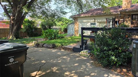 1210 Vicksburg Drive, Garland, TX 75041 — photo 2