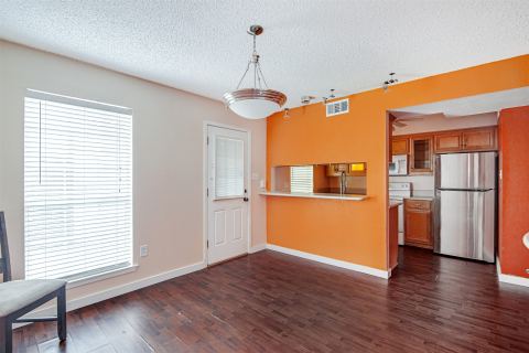 601 St Charles Drive, Arlington, TX 76013 — photo 3