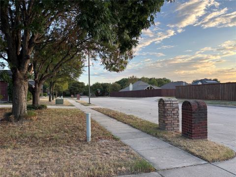 1002 Annalea Brook Drive, Allen, TX 75002 — photo 2