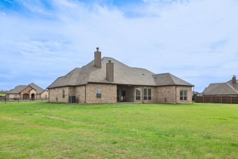 1020 Jesse James Lane, Springtown, TX 76082 — photo 3